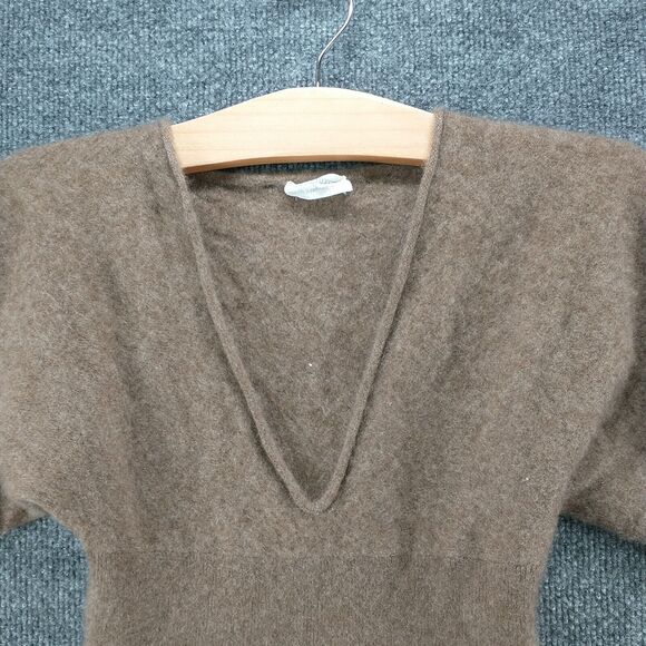 Subtle Luxury Women's Cashmere Sweater Short Sleeve Brown Actual 27x21.5 V-Neck - Picture 3 of 12